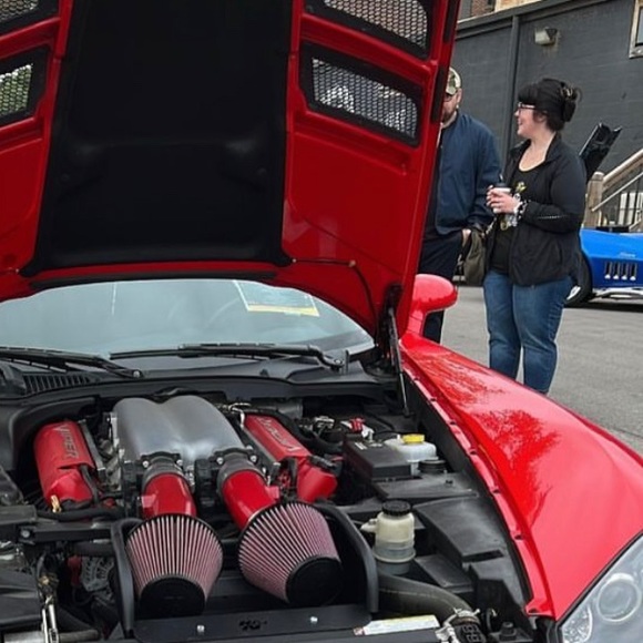 Meet your Posher, Krystal - Picture 5 of 7